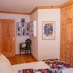 Chesa Arlas C4 By Interhome Apartamento