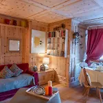 Apartamento Chesa Arlas C4 By Interhome *